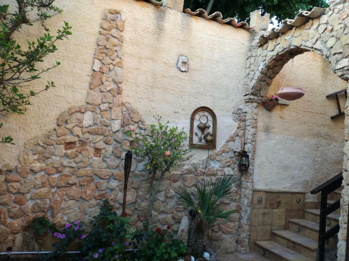 Вилла Casa Vacanze Mediterraneo Тре-Фонтане Экстерьер фото