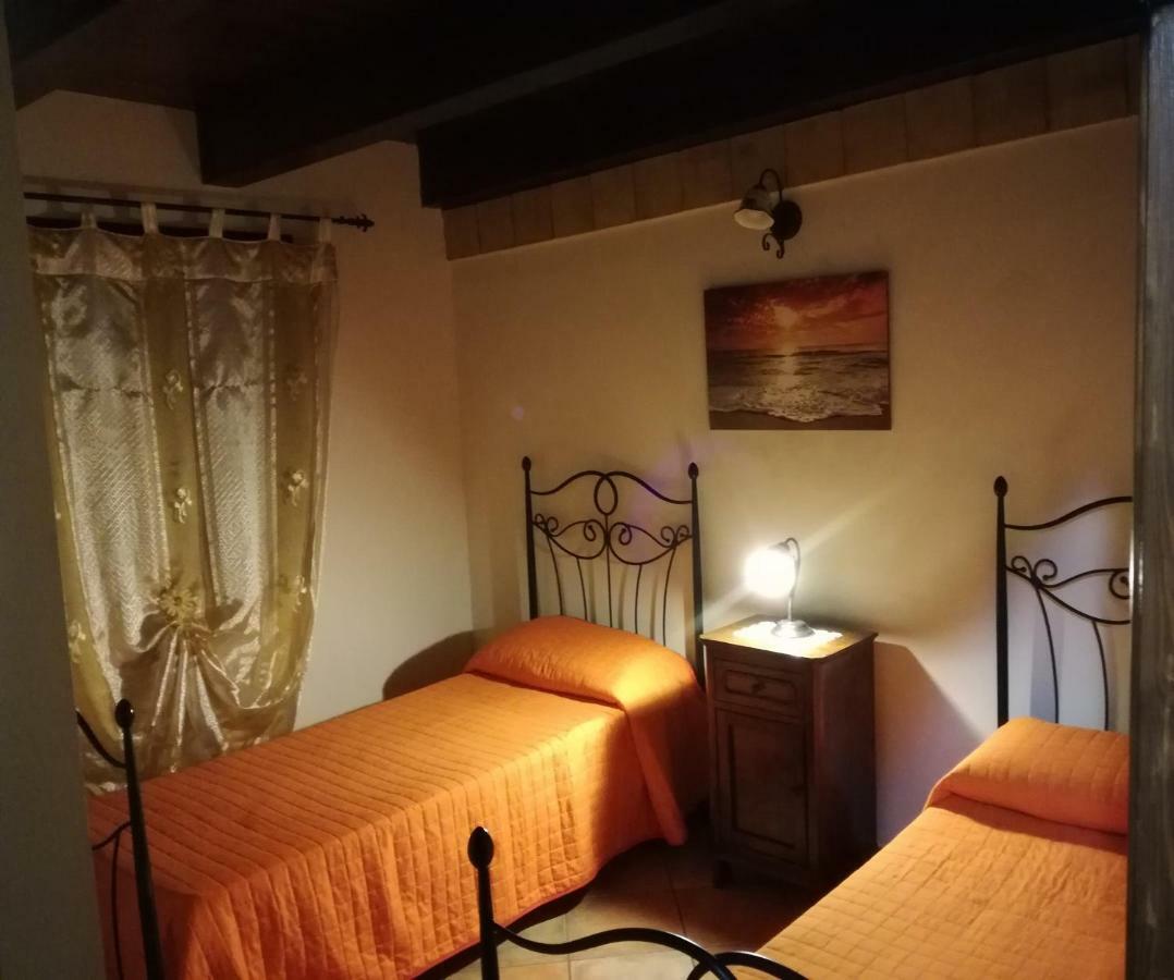 Вилла Casa Vacanze Mediterraneo Тре-Фонтане Экстерьер фото